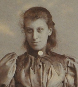 Elsie BODDINGTON (b.1877)